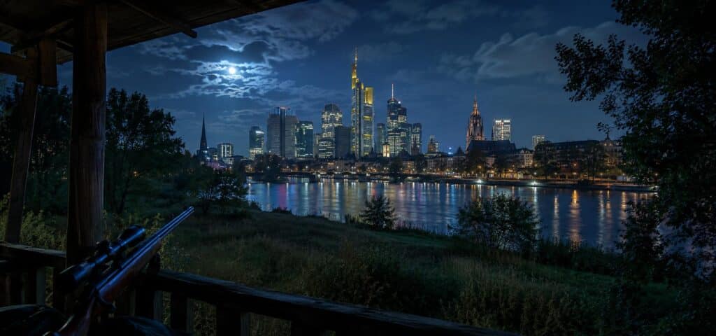 jagdscheinkurs-frankfurt-hochsitz-bei-nacht